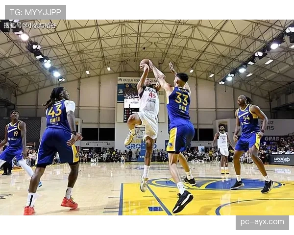 战报：雷霆新秀侧翼单场送出7次底线切入助攻，刷新队史季后赛纪录